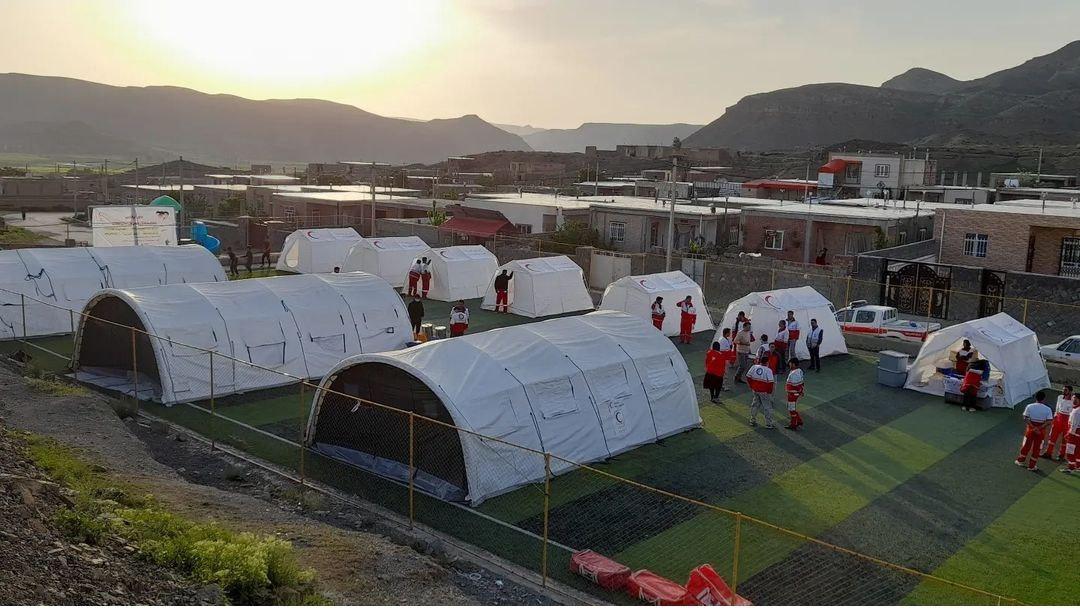 استقرار تیم درمان اضطراری جمعیت هلال احمر خراسان شمالی در غلامان|2854917